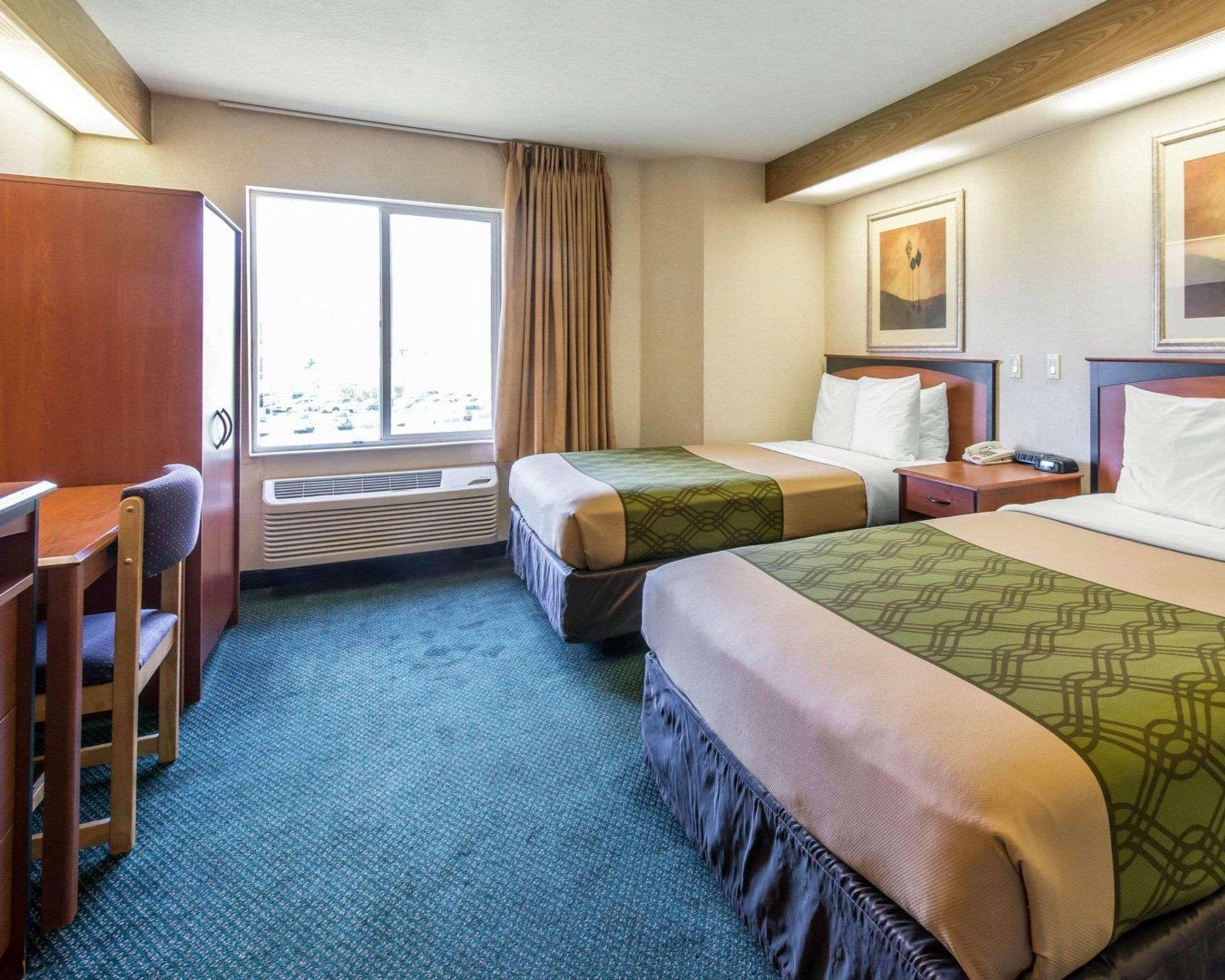 Econo Lodge North Academy Colorado Springs Bagian luar foto
