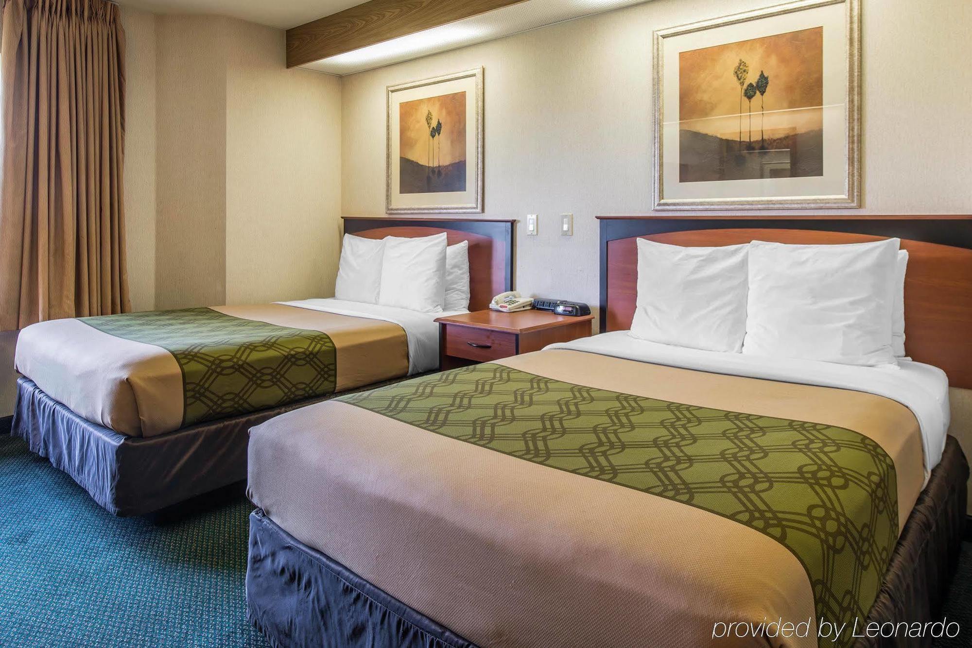 Econo Lodge North Academy Colorado Springs Bagian luar foto