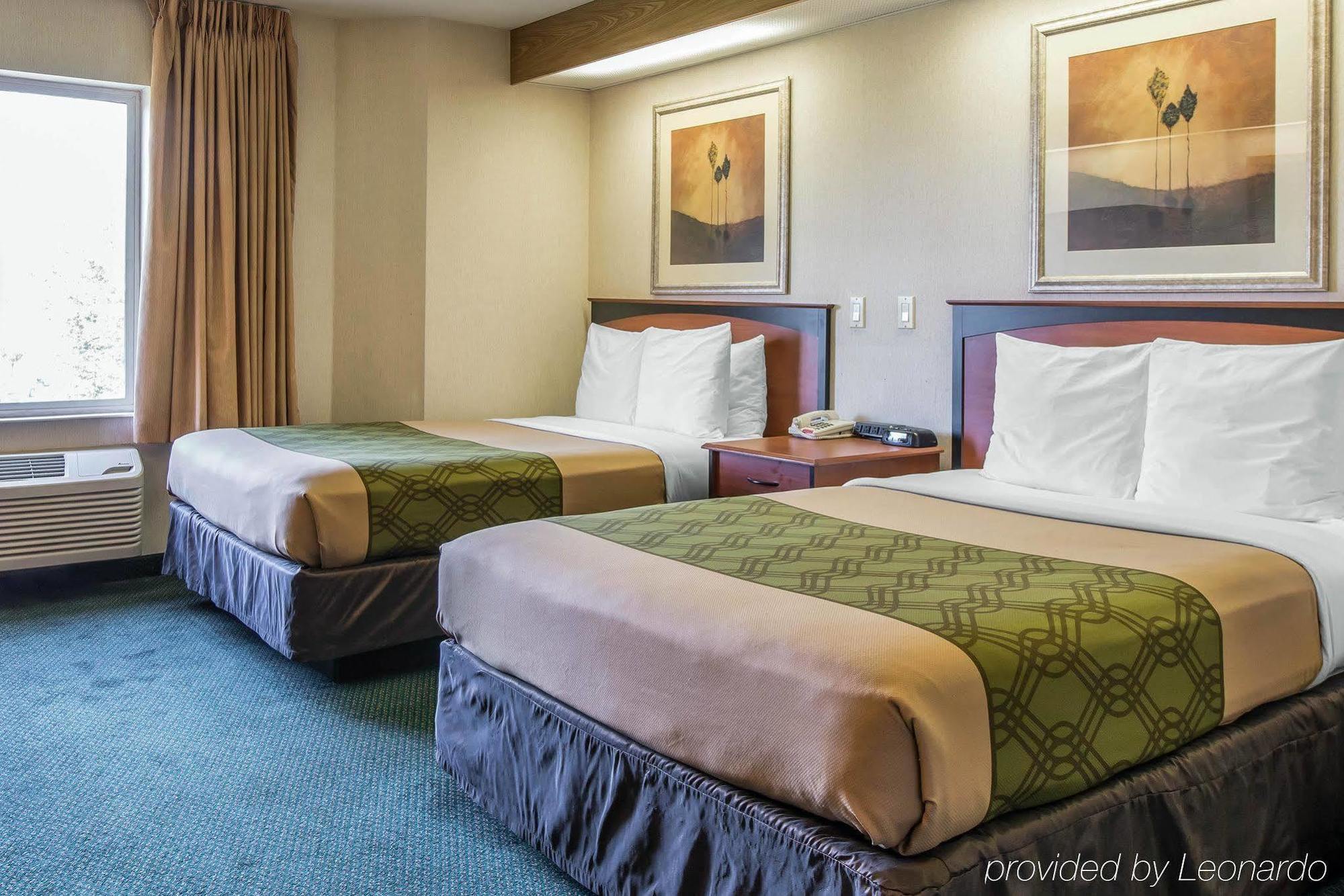Econo Lodge North Academy Colorado Springs Bagian luar foto