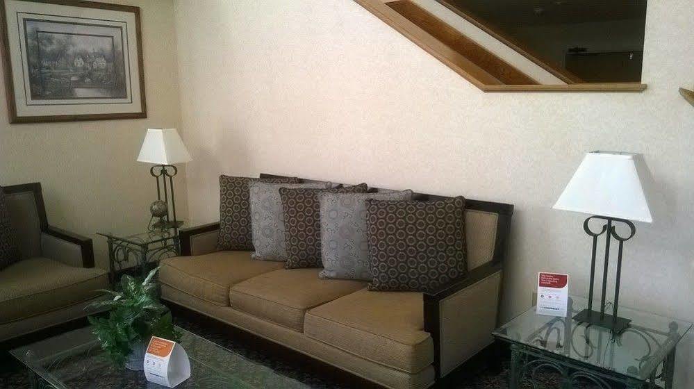 Econo Lodge North Academy Colorado Springs Bagian luar foto
